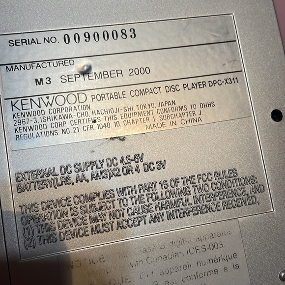 COPY - Kenwood Portable CD Player with Xtra Bass Boost - Picture 4 of 4